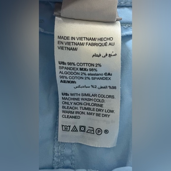 NWOT Chico's Light Blue Women's Bermuda Shorts, Size 12 - Picture 6 of 7